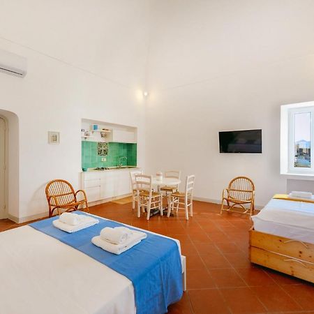 Torretta Corricella- Punta Serra Procida Exterior foto